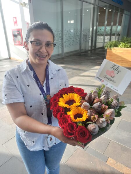FLORES Y GIRASOLES A DOMICILIO EN QUITO